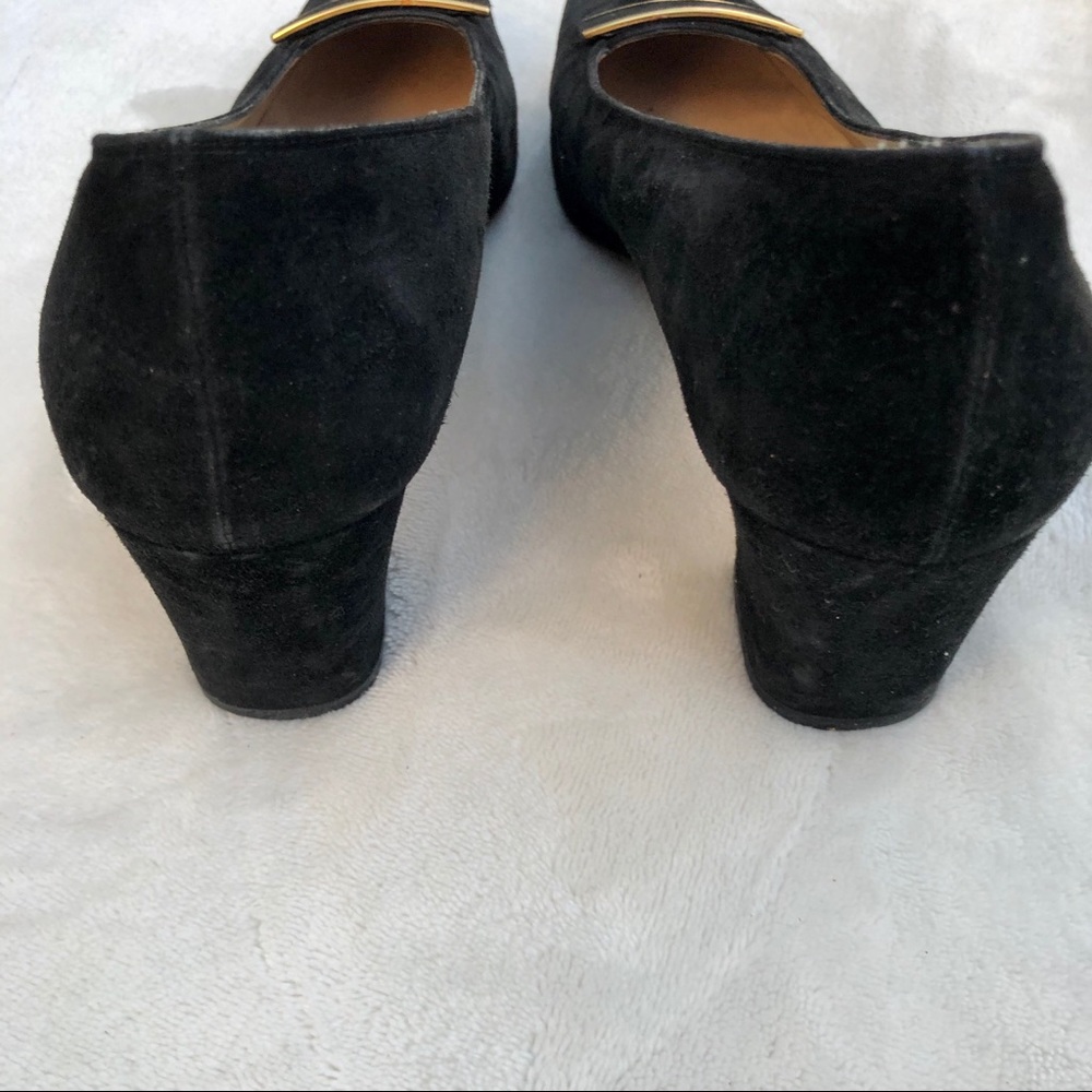 Salvatore Ferragamo Shoes Black Velvet Gold Trim Heels - Picture 3 of 9